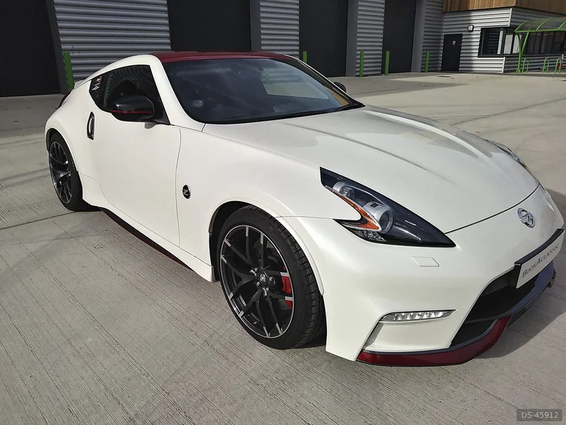 2017 Nissan 370z Nismo in Surrey