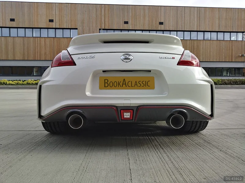 2017 Nissan 370z Nismo in Surrey 4