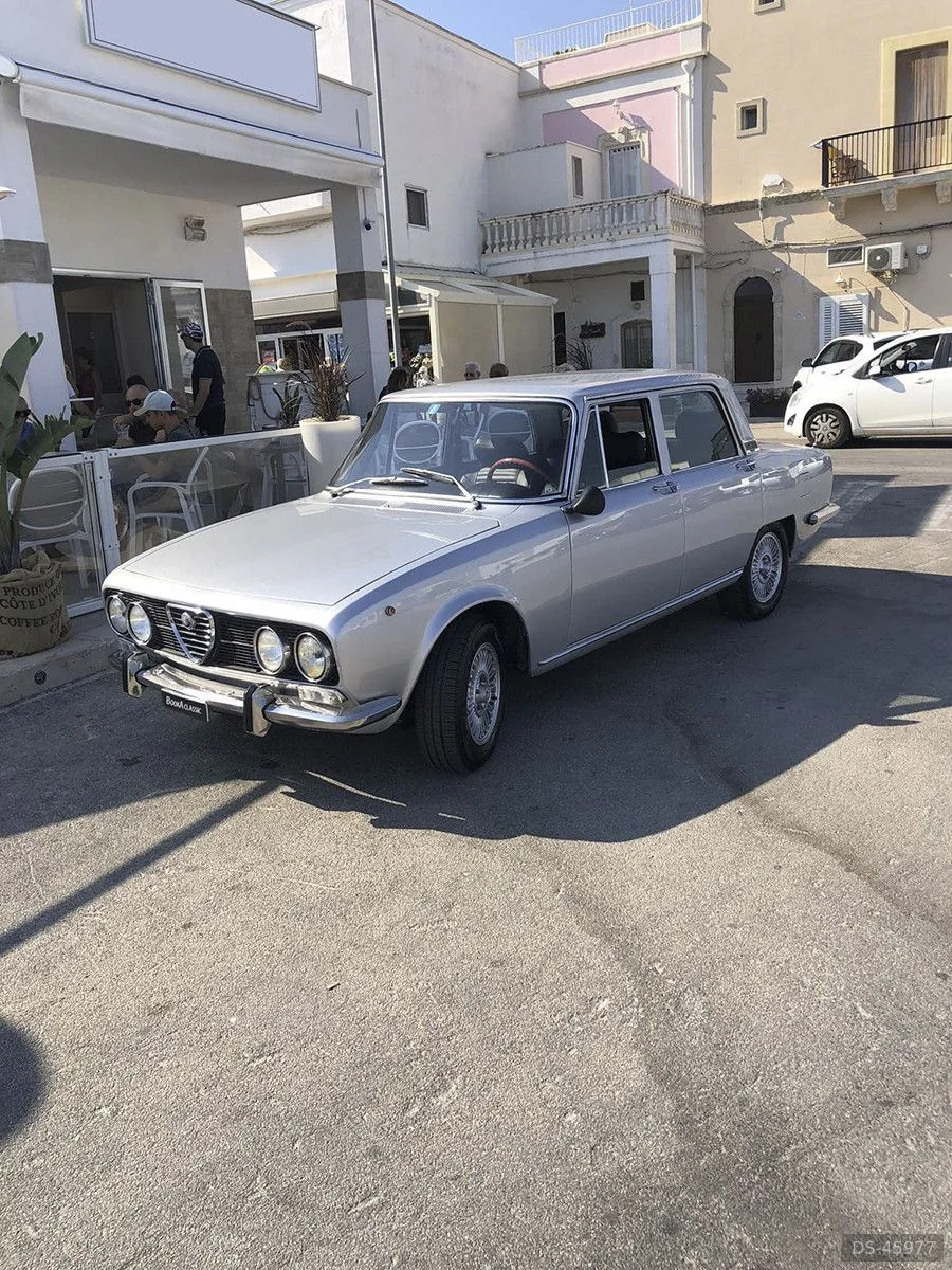 1972 Alfa Romeo 2000