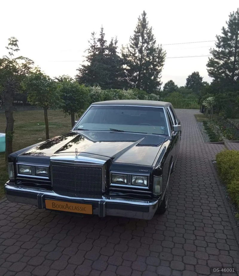 1988 Lincoln Town Car in Dabrowa Tarnowska 2