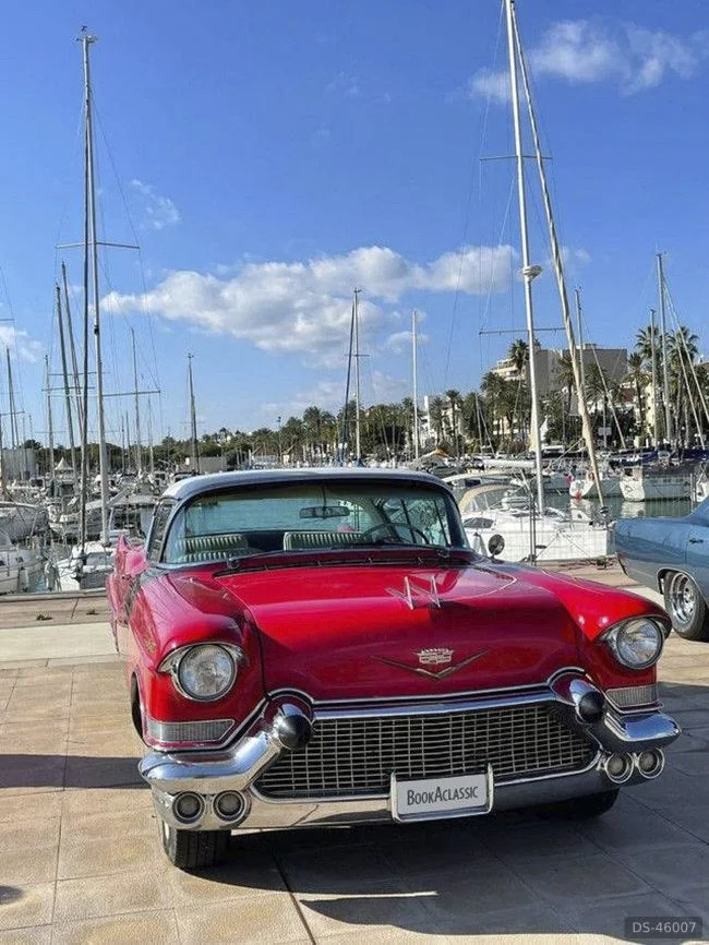 1957 Cadillac Coupé deVille in Vilafranca Del Penedès 5