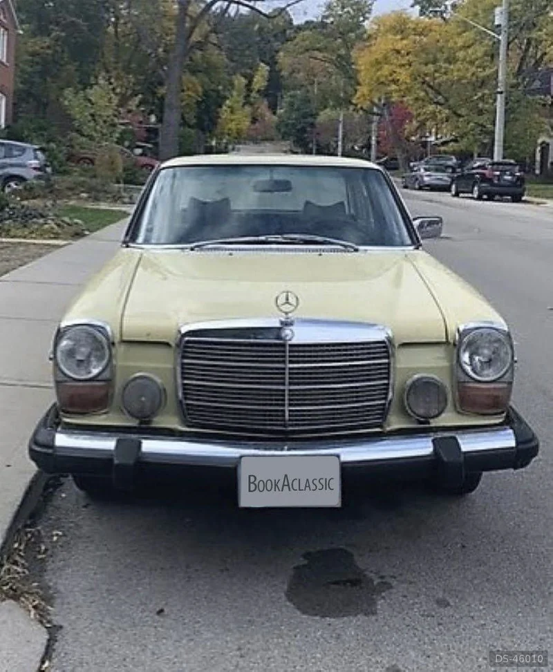 1975 Mercedes-Benz 300cd-33 in Hamilton 2