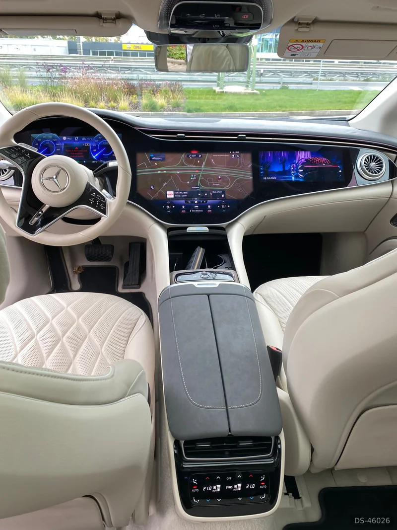 2022 Mercedes-Benz Eqs in Praha 3