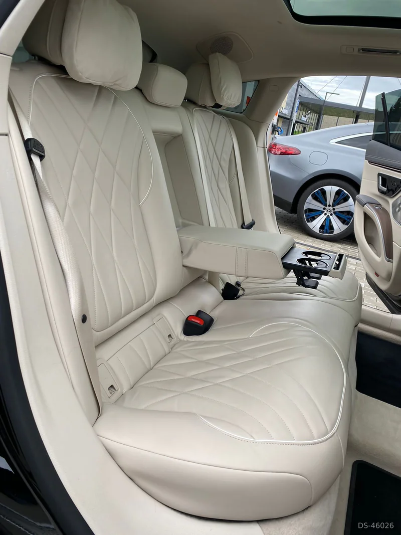 2022 Mercedes-Benz Eqs in Praha 4