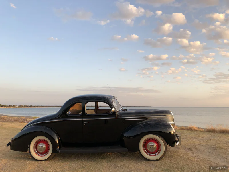 1939 Ford Coupe Deluxe in Mandurah 2