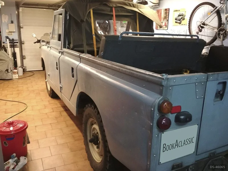 1969 Land Rover Santana 109 Sw Serie 2a in León 3