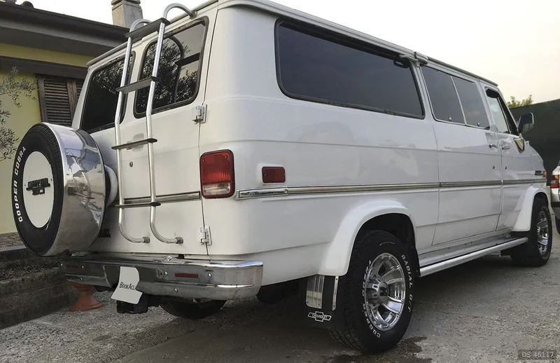 1986 Chevrolet Chevy Van G30 in Costa Masnaga 5