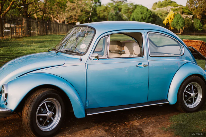 1975 Volkswagen Super Beetle in Centurion 2