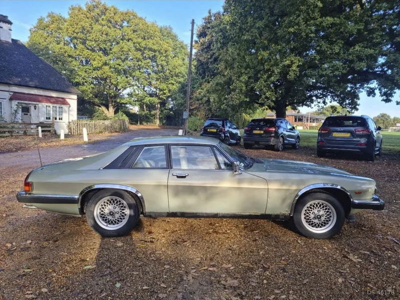 1988 Jaguar Xjs in Bagshot 8