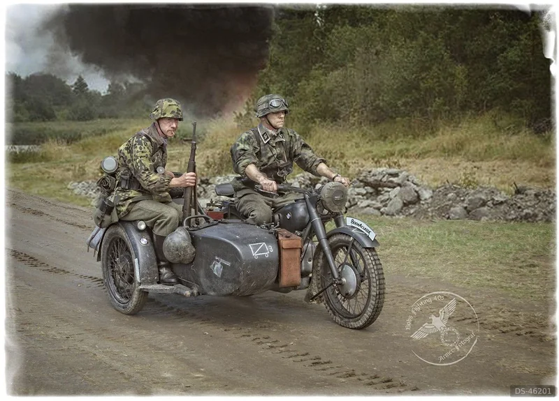 1939 BMW R71 in London 2