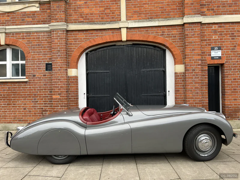 1951 Jaguar XK120 OTS in London 5