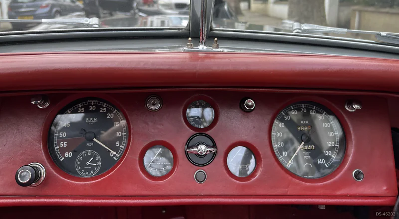 1951 Jaguar XK120 OTS in London 8