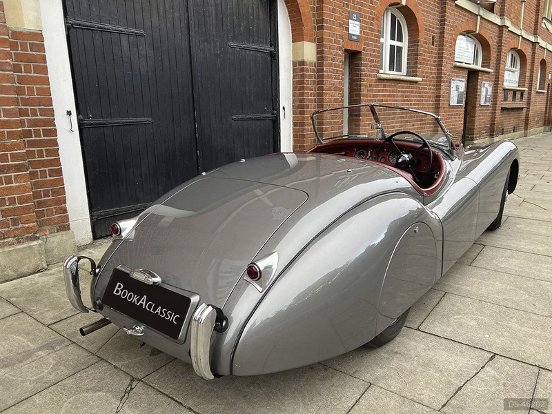 1951 Jaguar XK120 OTS in London 3
