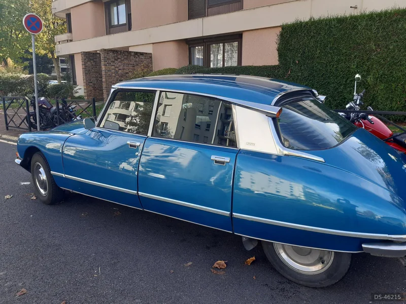 1973 Citroen Ds in Paris 7
