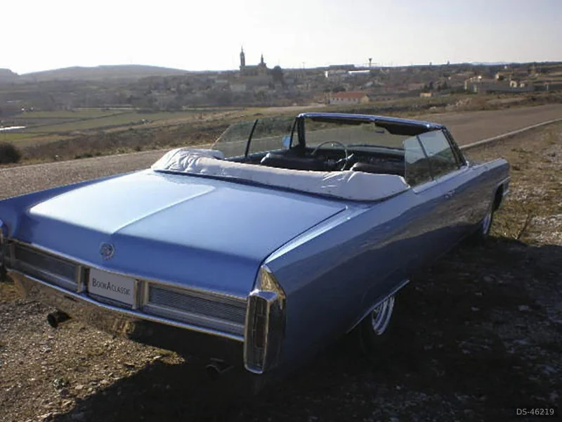 1965 Cadillac De Ville in Zaragoza 10