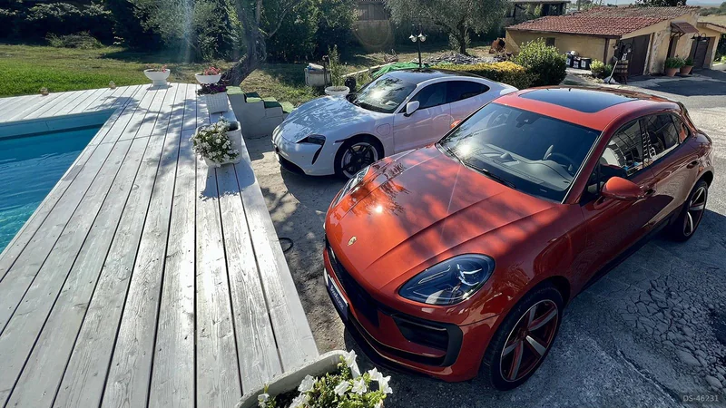2022 Porsche Macan in Mentana 2