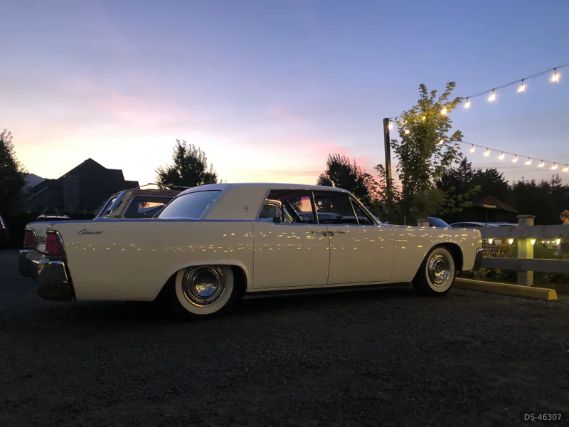 1964 Lincoln Continental in Chilliwack 2