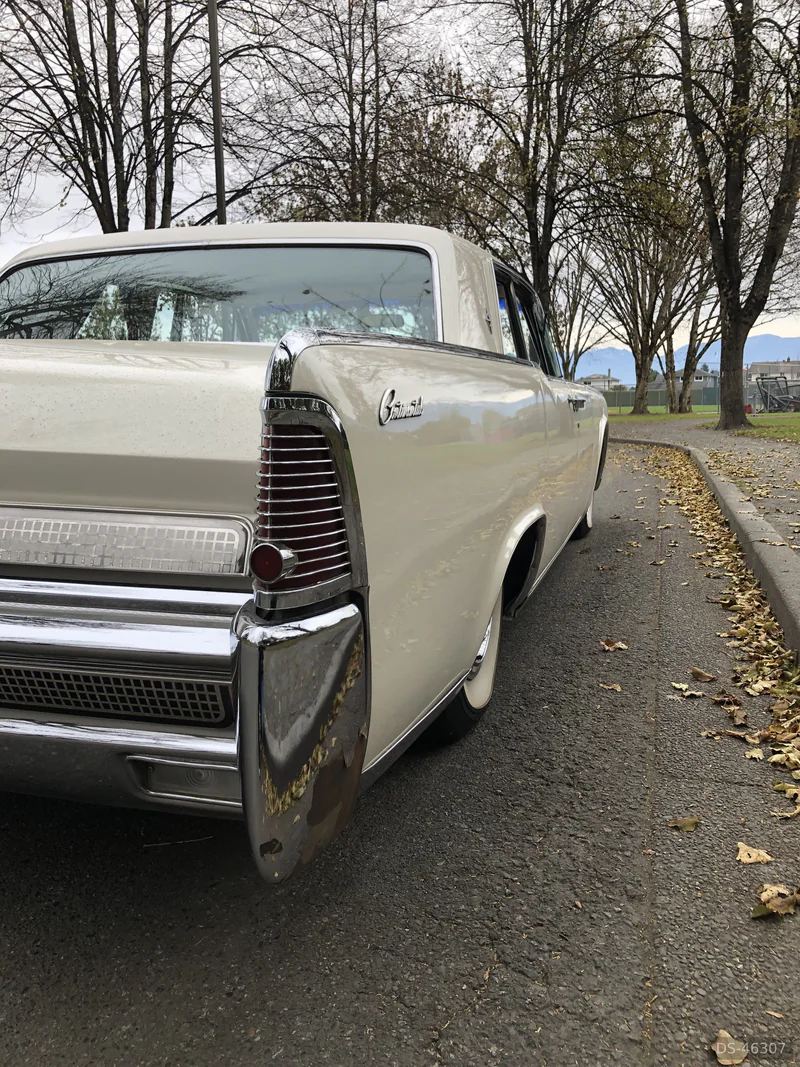 1964 Lincoln Continental in Chilliwack 10