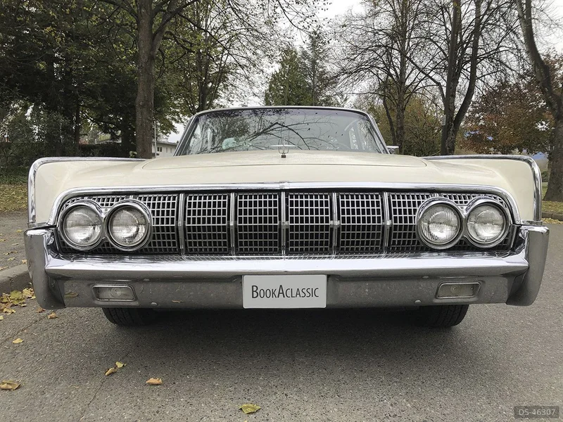 1964 Lincoln Continental in Chilliwack 8