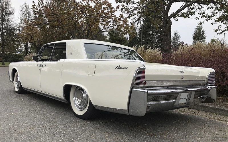 1964 Lincoln Continental in Chilliwack 7