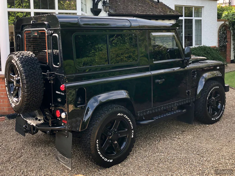 2014 Land Rover Defender 90 in London 4