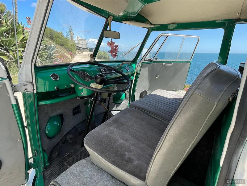 1965 Volkswagen Pão De Forma T1 in Carcavelos 2