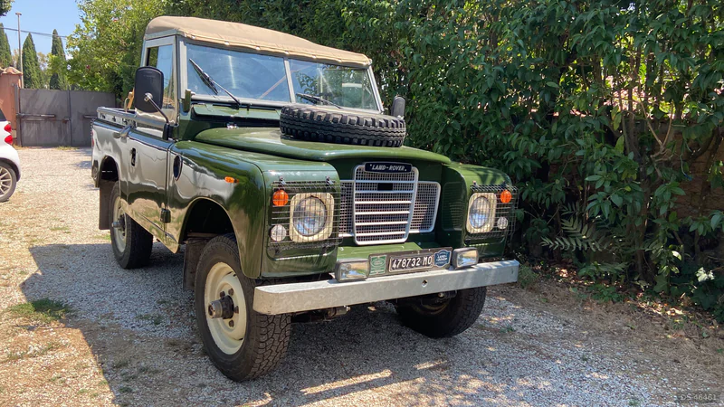 1979 Land Rover Series 3 88 in Roma 4
