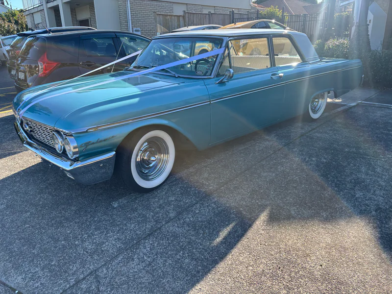 1962 Ford Galaxie in Auckland 8