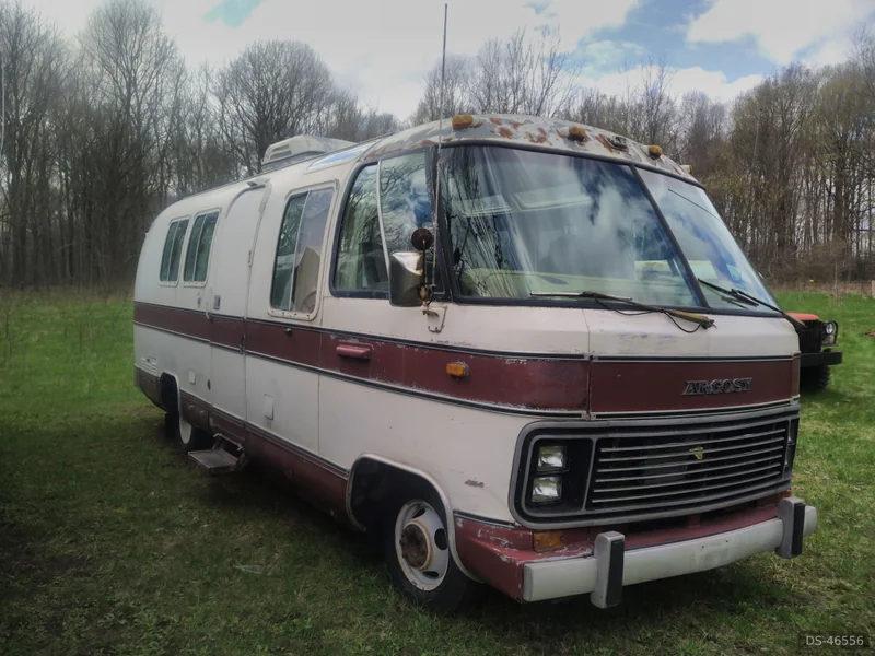 1977 Airstream Argosy 26 RV - Violet in London 3