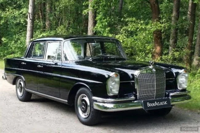 1964 Mercedes-Benz 220b