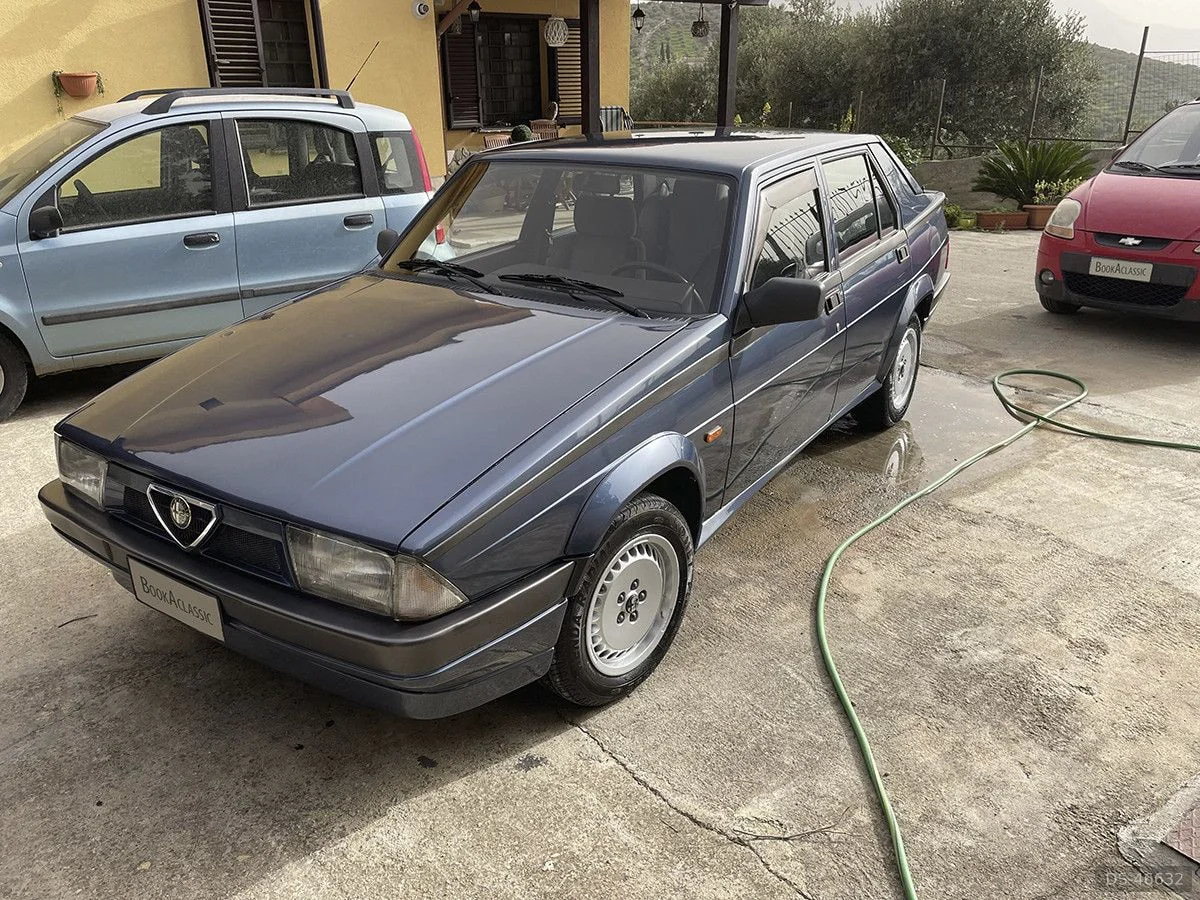 1989 Alfa Romeo 75