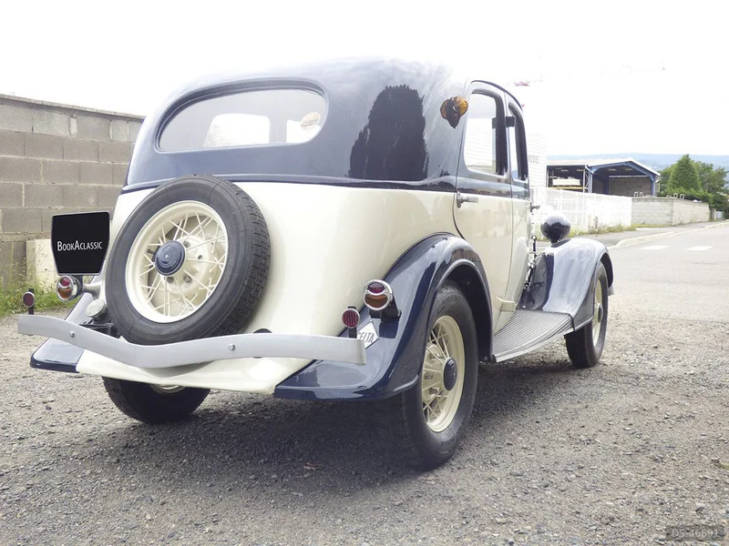 1935 Renault Celta Quatre in Savigneux 2
