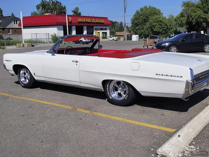 1964 Pontiac Parisienne Convertible in Binbrook 7