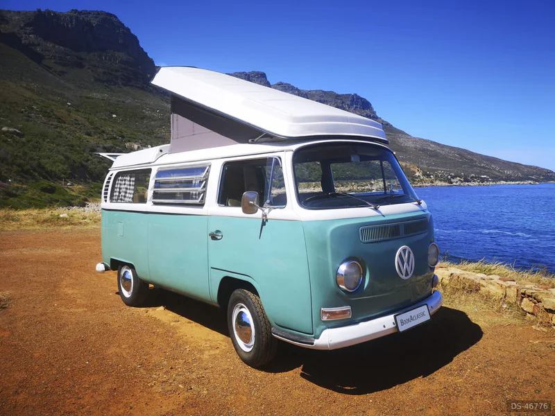 1970 Volkswagen T2 Westfalia in Hout Bay 10