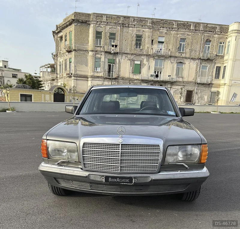 1981 Mercedes-Benz 500 Sel W126 in Portici 4