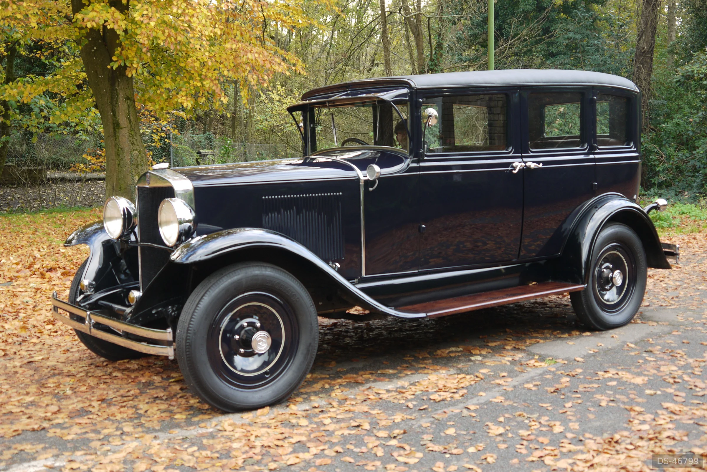 1929 Graham-Paige 612 Sedan