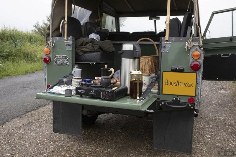 1974 Land Rover Series 3 in Newbury 13