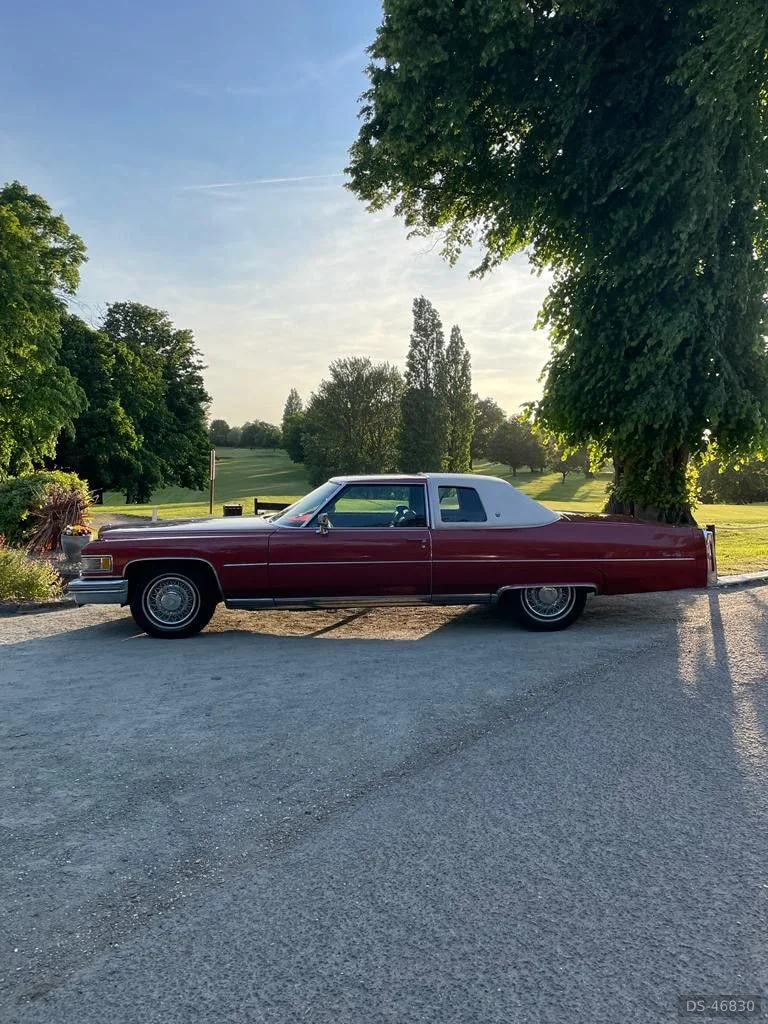 1976 Cadillac Coupe Deville