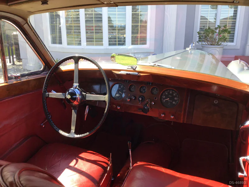 1950 Jaguar Mk V in Courtenay 5