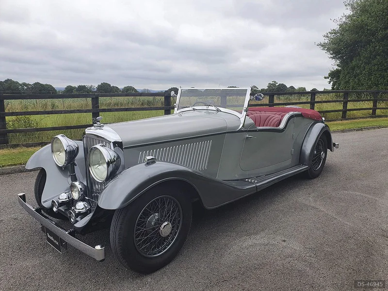 1935 Bentley Derby Drophead in Rosehill, Market Drayton 3