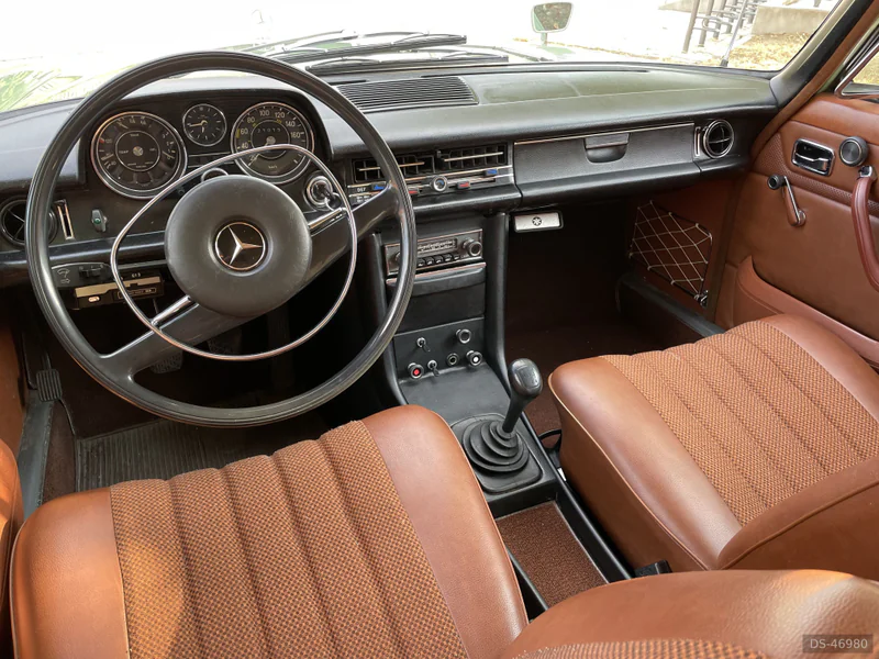 1973 Daimler Strich 8 230 in Unterschneidheim 5