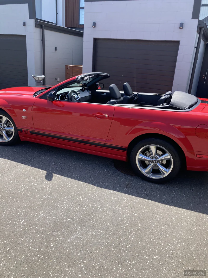 2006 Ford Mustang in Auckland 3