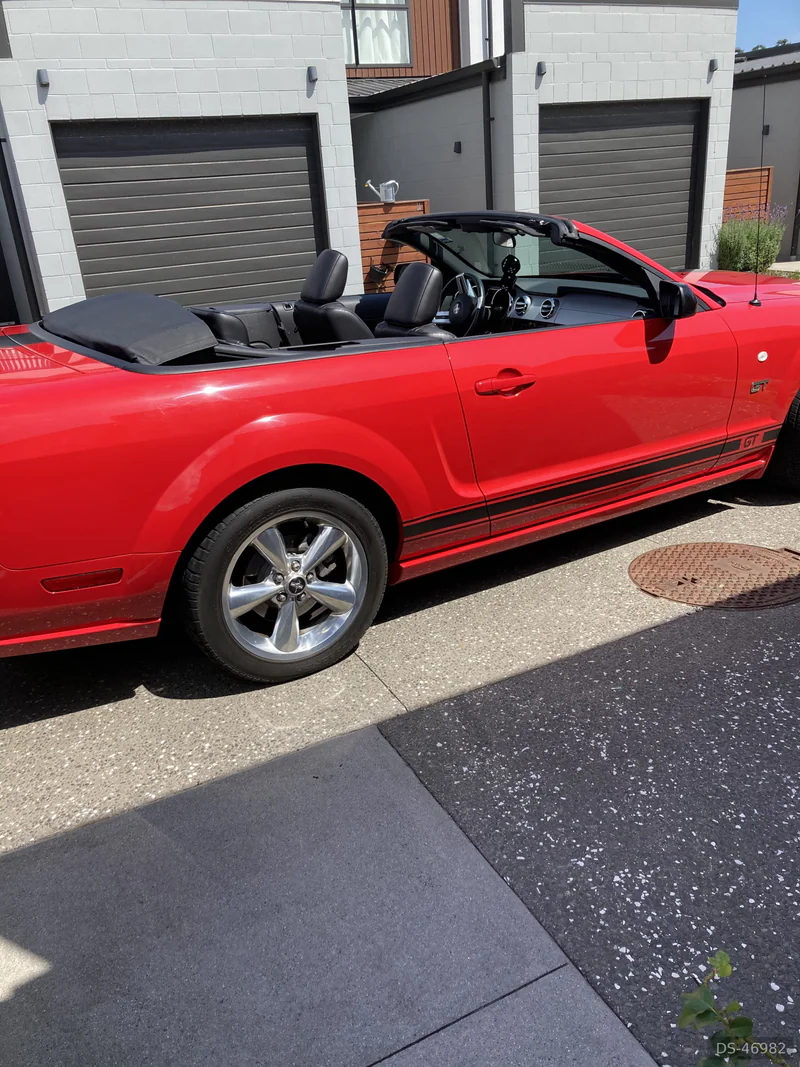 2006 Ford Mustang in Auckland 4