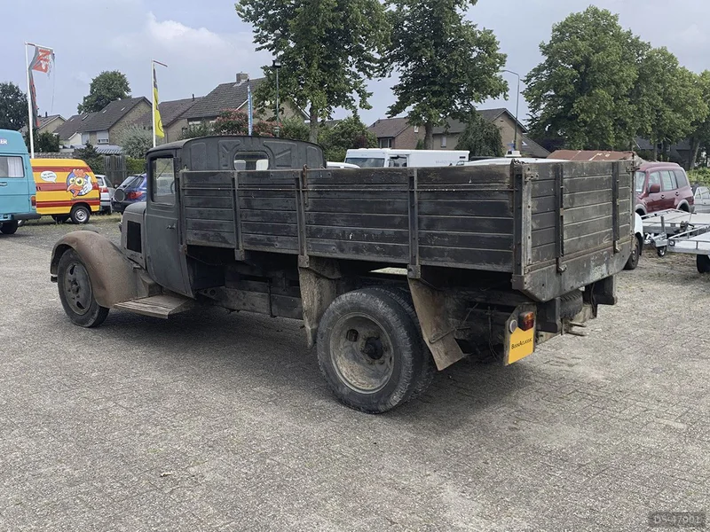 1930 Citroen Pickup U23 in Zeeland 4