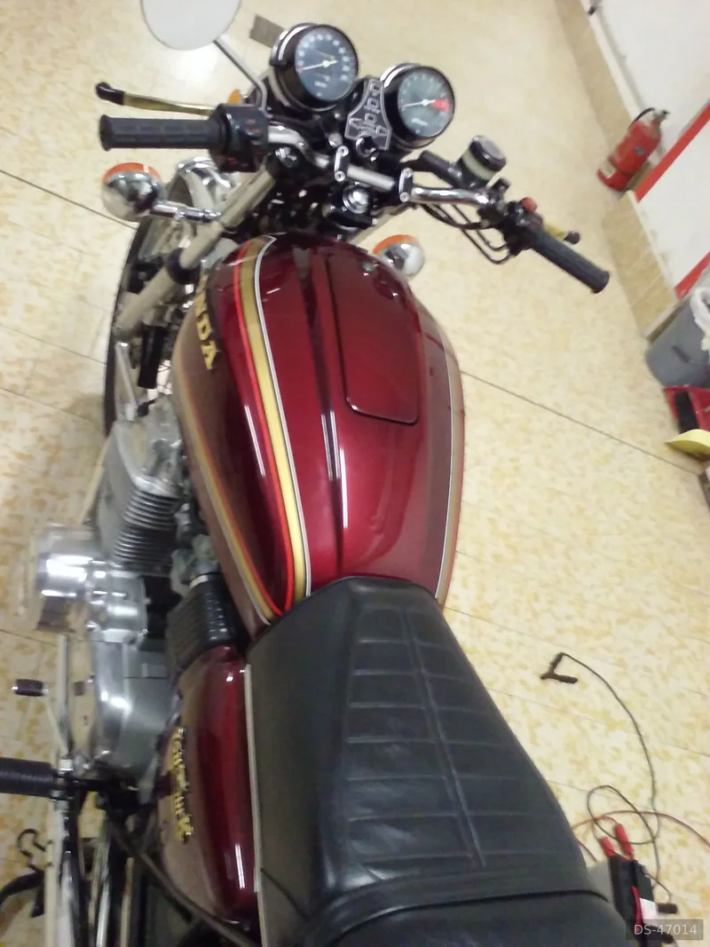 1976 Honda Cb 750 K7 in Napoli 4