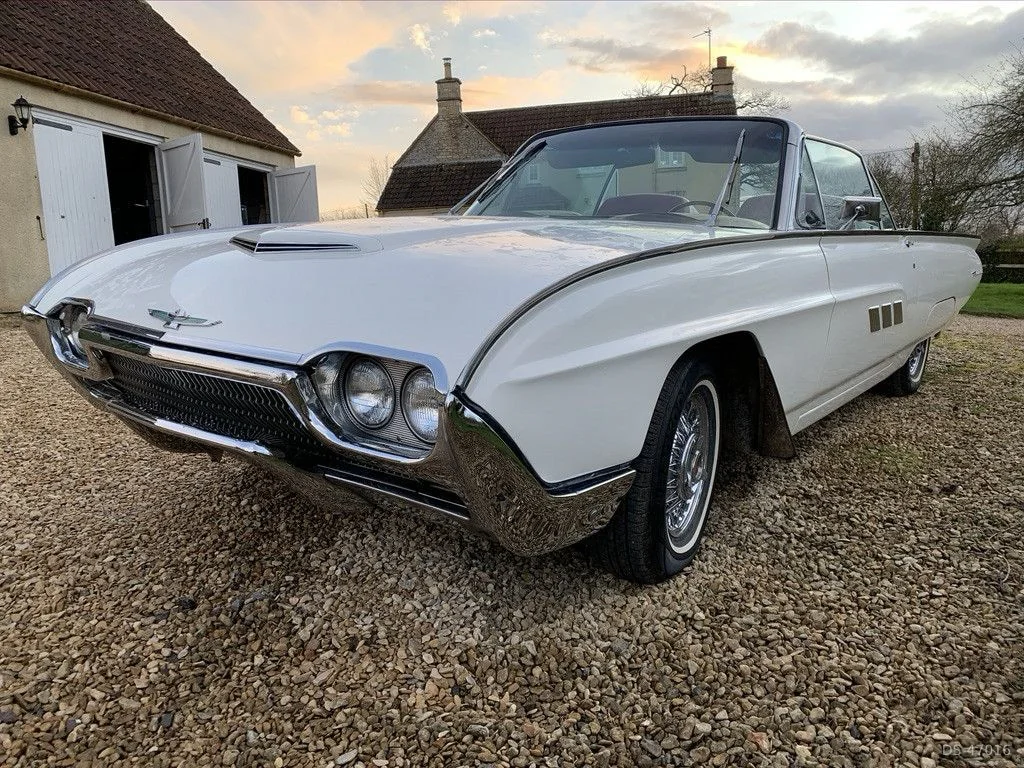 1963 Ford Thunderbird