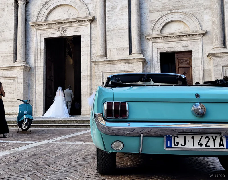 1966 Ford Mustang in Montalcino 3
