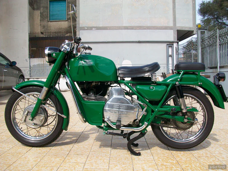 1972 Moto Guzzi Nuovo Falcole in Napoli