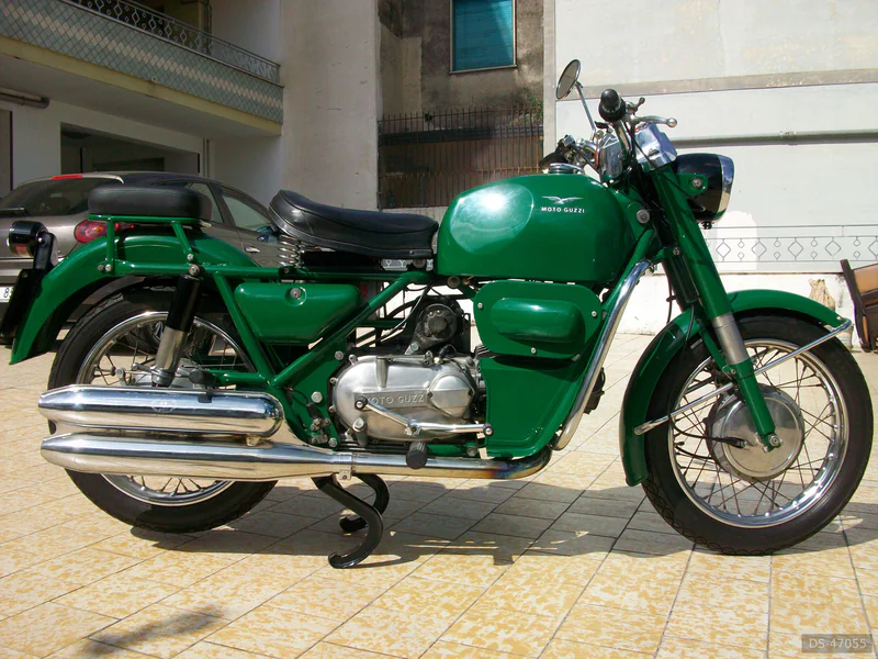 1972 Moto Guzzi Nuovo Falcole in Napoli 2