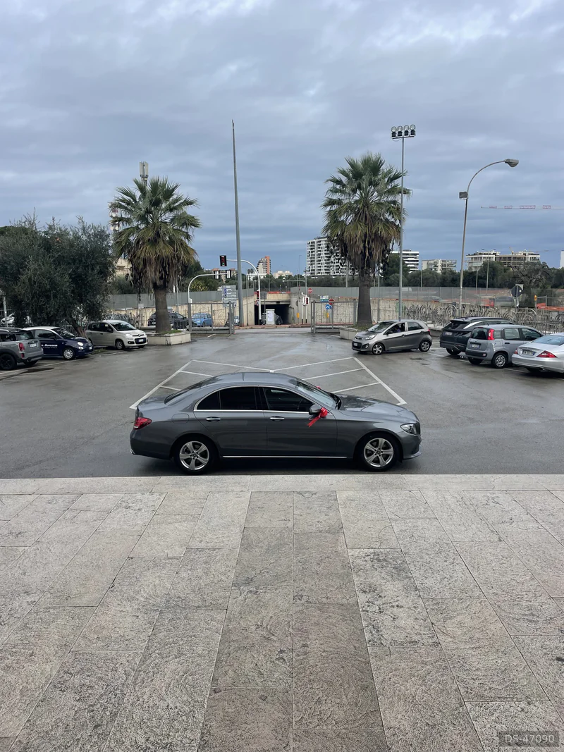 2017 Mercedes-Benz E Class in Bari 2